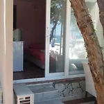 Yona * Çeşme