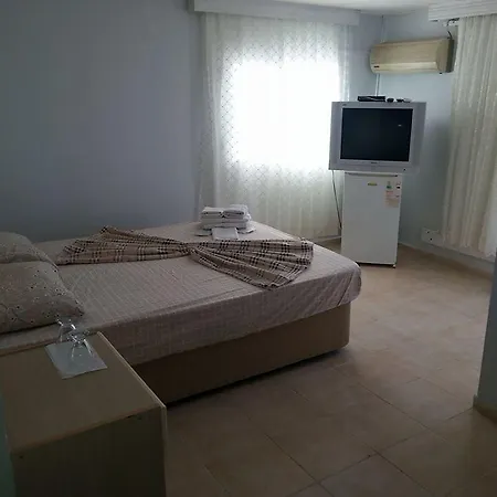 Yona Bed & Breakfast *