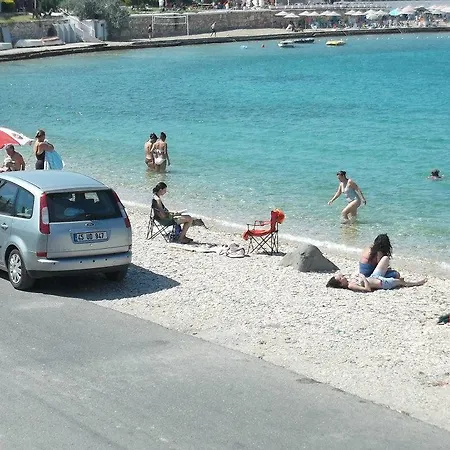 Yona * Cesme