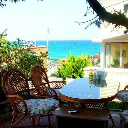 Bed & Breakfast Yona Cesme