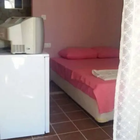 Yona * Çeşme
